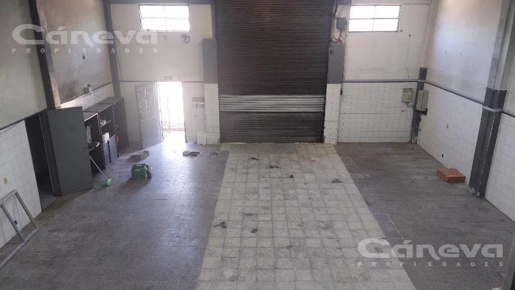 Depósito en Munro 2