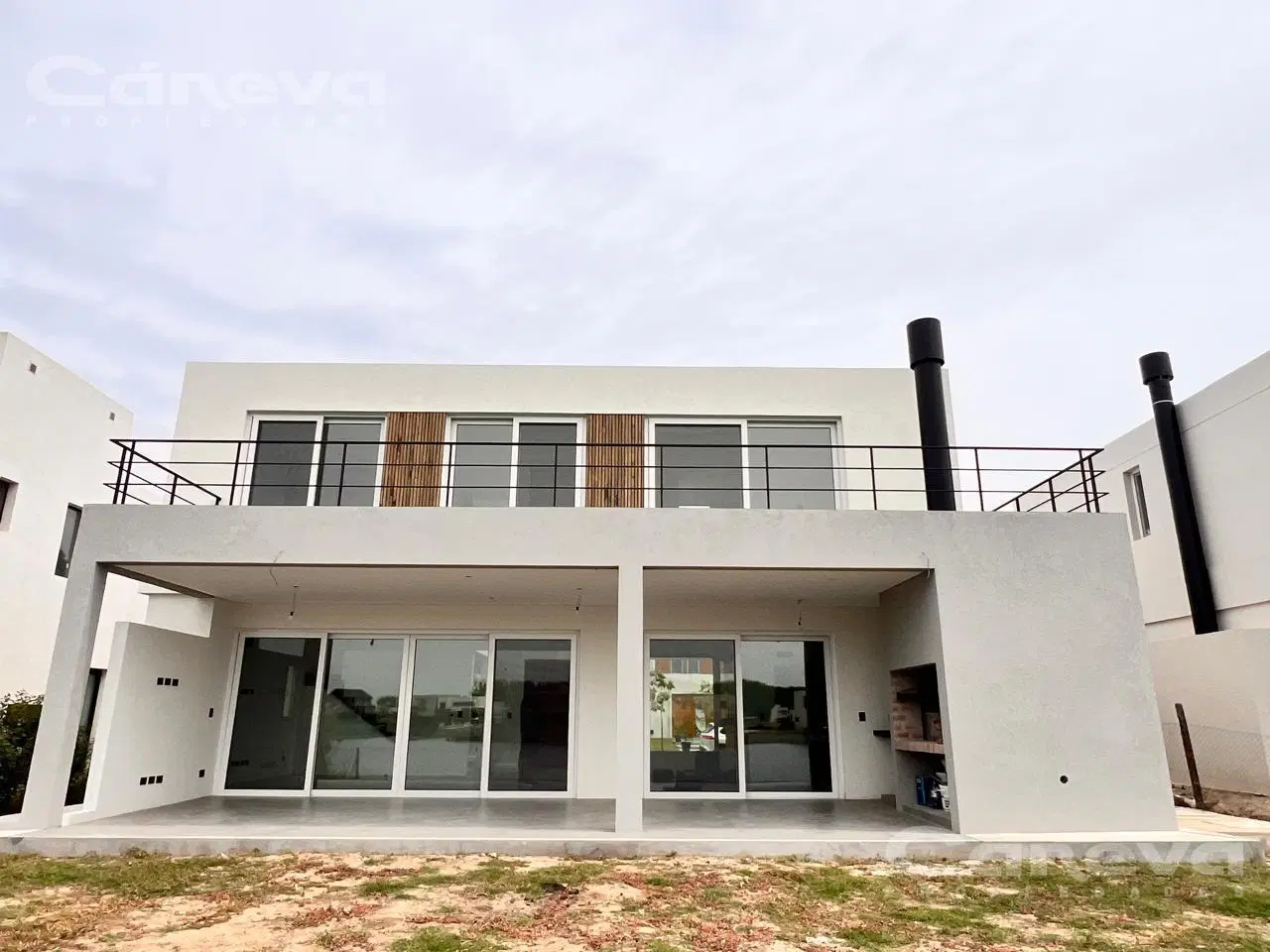 Casa al agua en Santa Ana 4