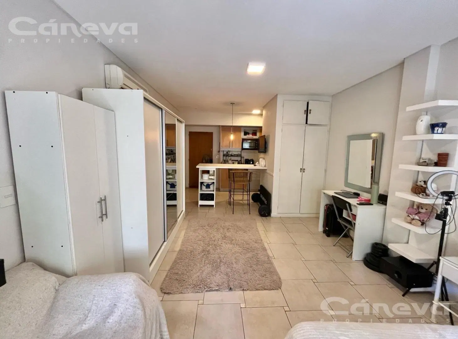 Departamento con balcón, calle Blanco Encalada 34m2 4