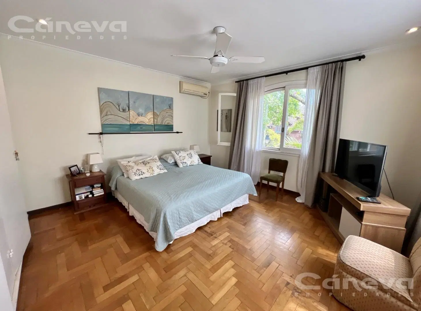 Casa en venta San Isidro Casco histórico, 5 dormitorios, 5 baños, jardín con pileta, galería 1
