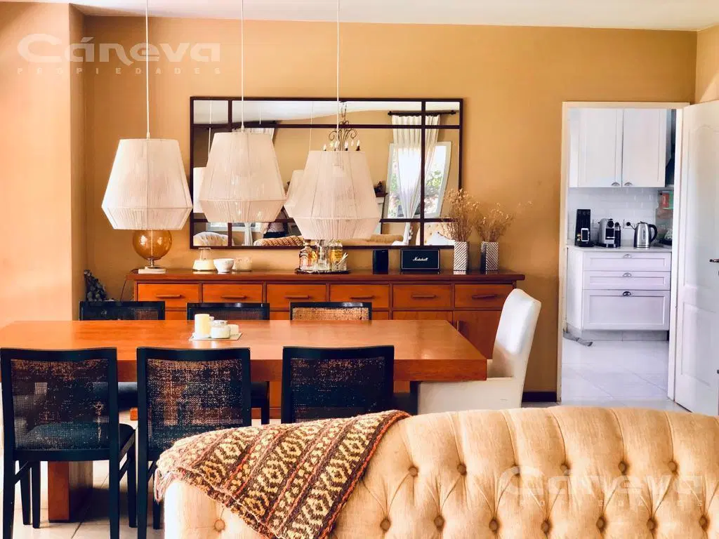 PILAR  LA LEGUA EXCELENTE CASA DISEÑO TRADICIONAL VENTA U$D 355.000 4