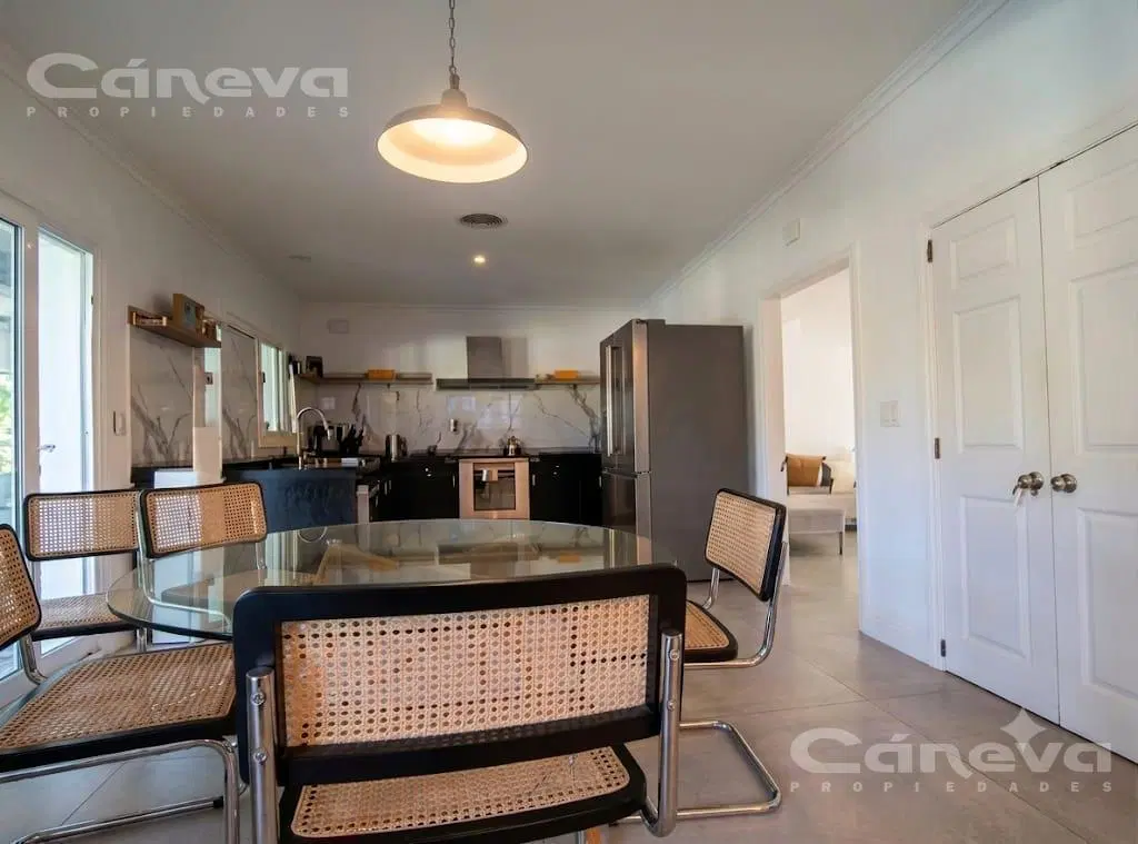 Imponente Casa Al Lago Con Muelle, Doble Altura Y Escritorio Independiente 8