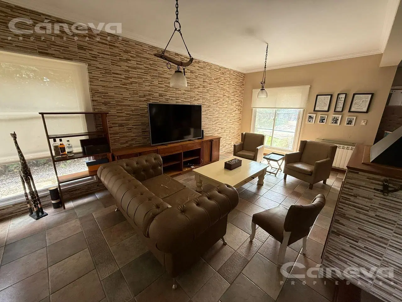 PILAR GALAPAGOS EXCLENTE CASA *ALQUILER U$D 1.800.-* 2