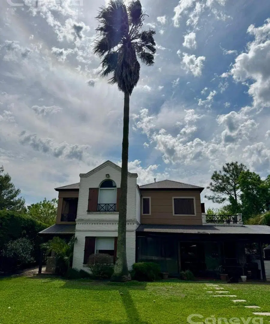 PILAR GALAPAGOS EXCLENTE CASA *VENTA U$D 395.000.-* 2