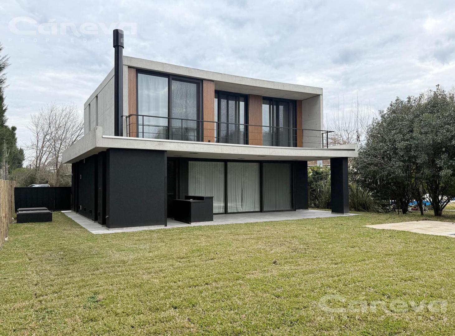 Foto de Moderna casa en San Isidro Labrador, imagen 5