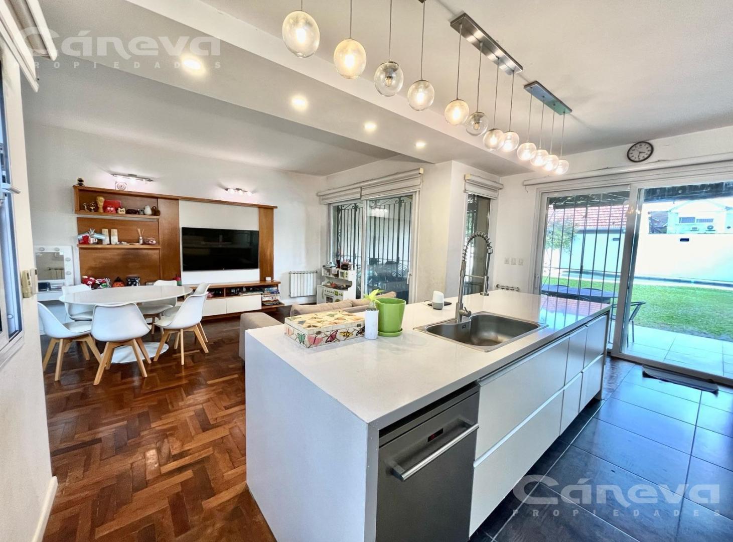 Foto de Espectacular Casa en Martínez | 4 Dorm (2 en Suite), Playroom con Cine, imagen 4
