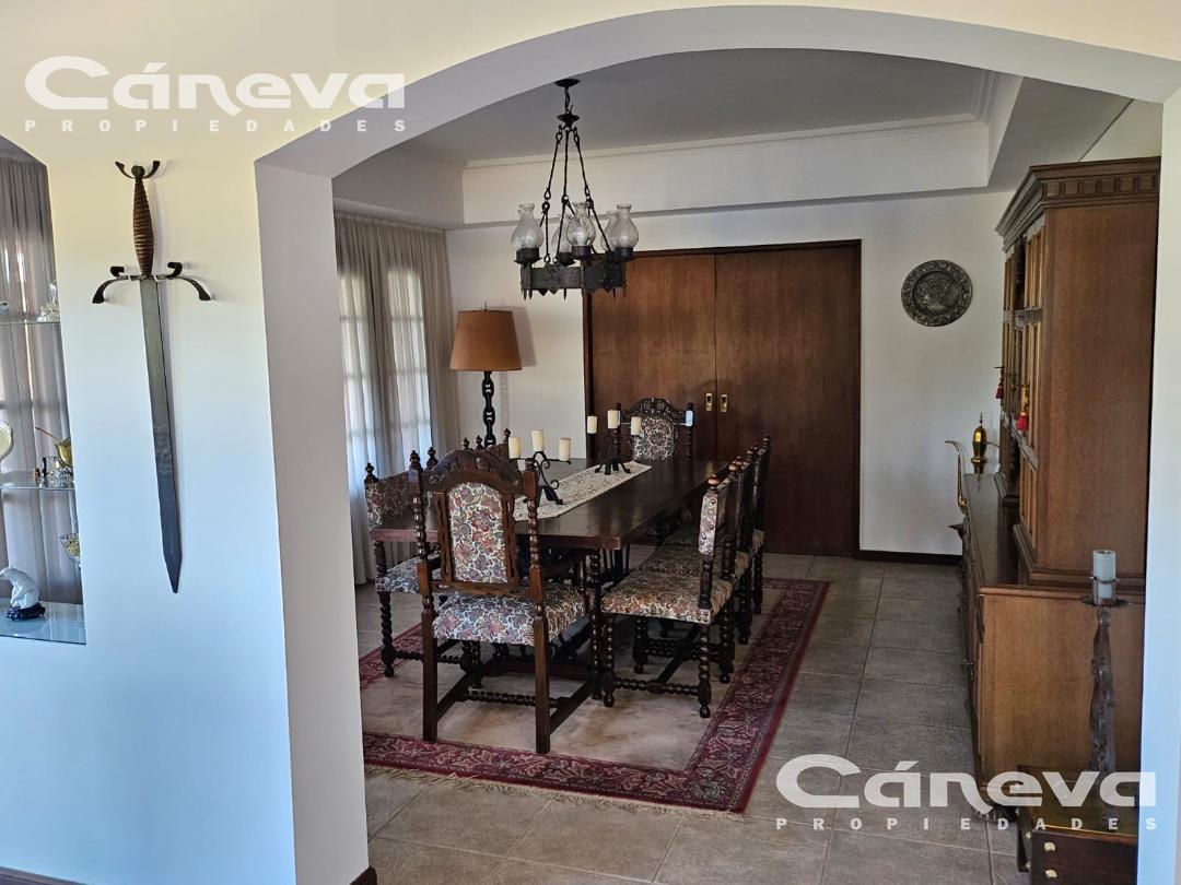 Foto de PILAR GALAPAGOS EXCELENTE CASA de DISEÑO Y CALIDAD VENTA U$D 395.000.-, imagen 5