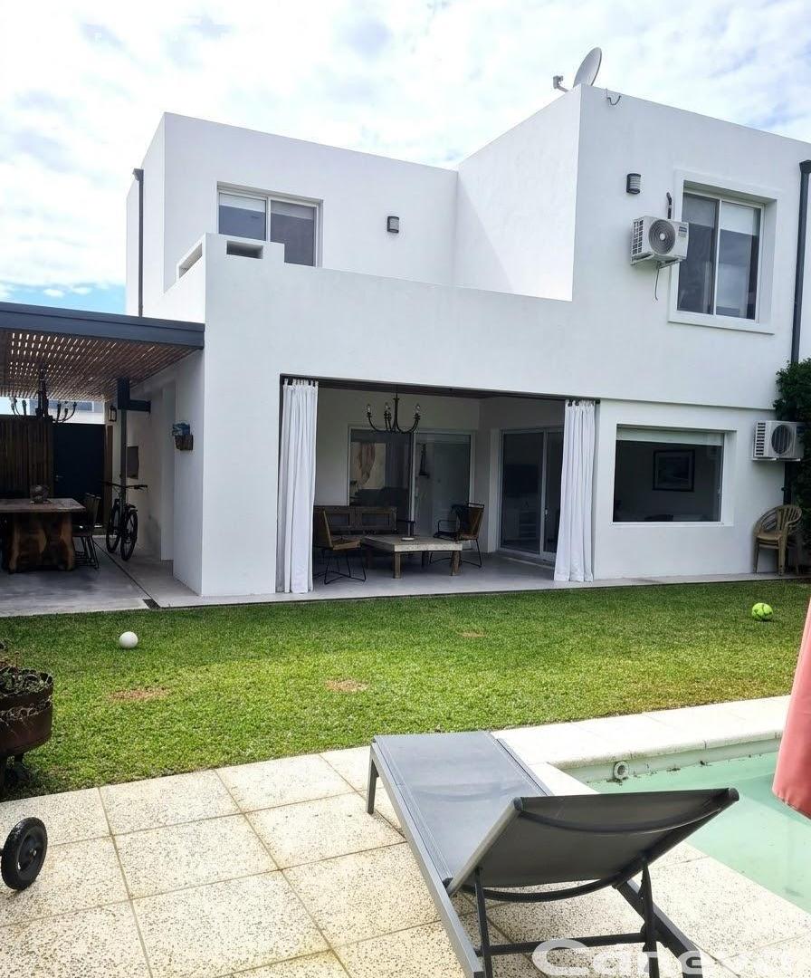 Foto de Casa en Casas de Santa María, imagen 1
