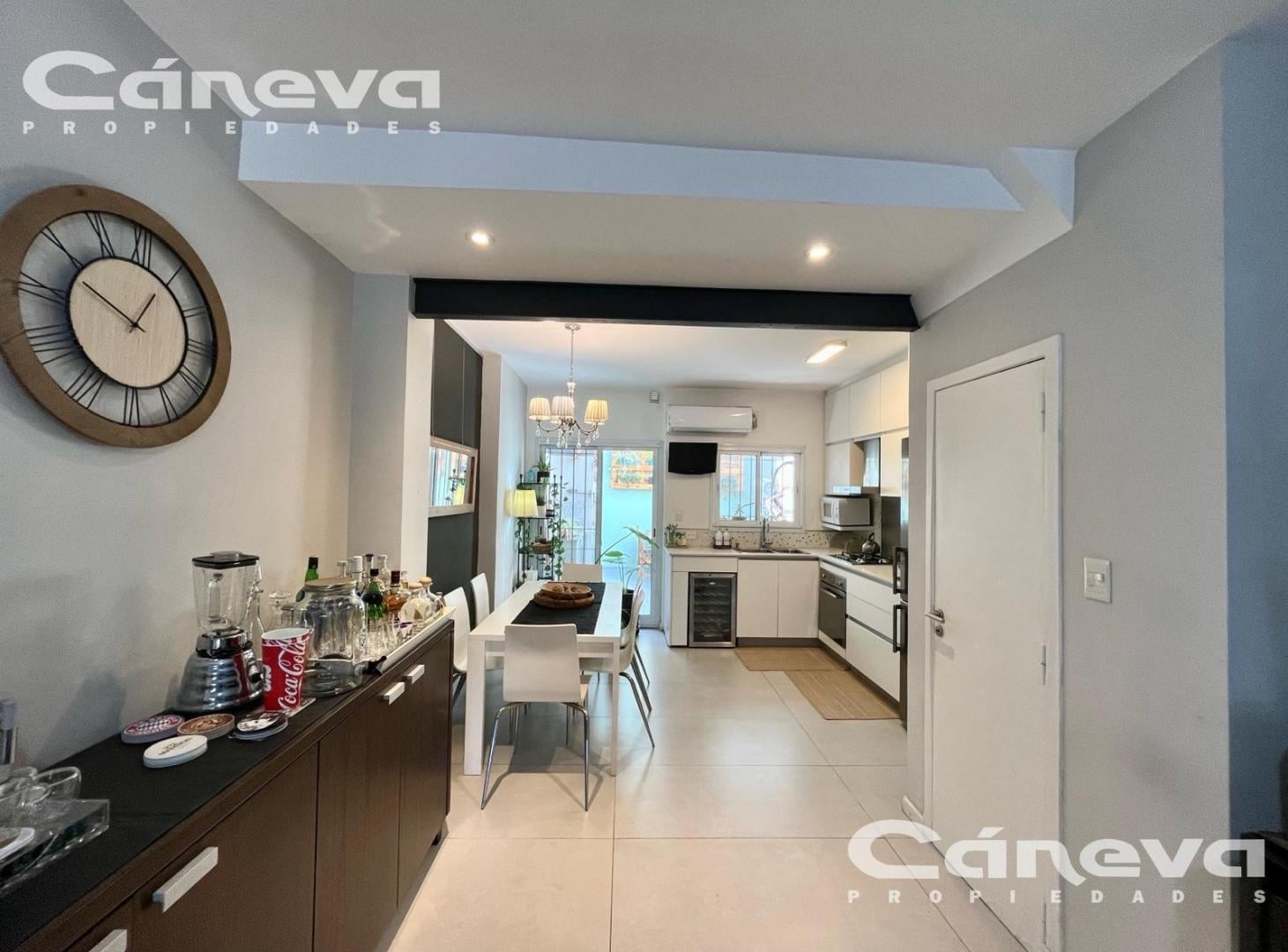 Foto de Martínez, 3 dormitorios, baño + toilette, patio con parrilla + terraza, imagen 3