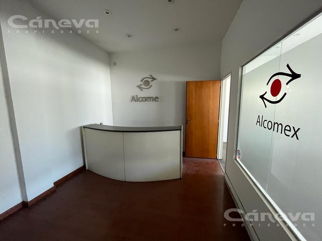 Foto de Oficina en Salta esquina Alsina, imagen 2