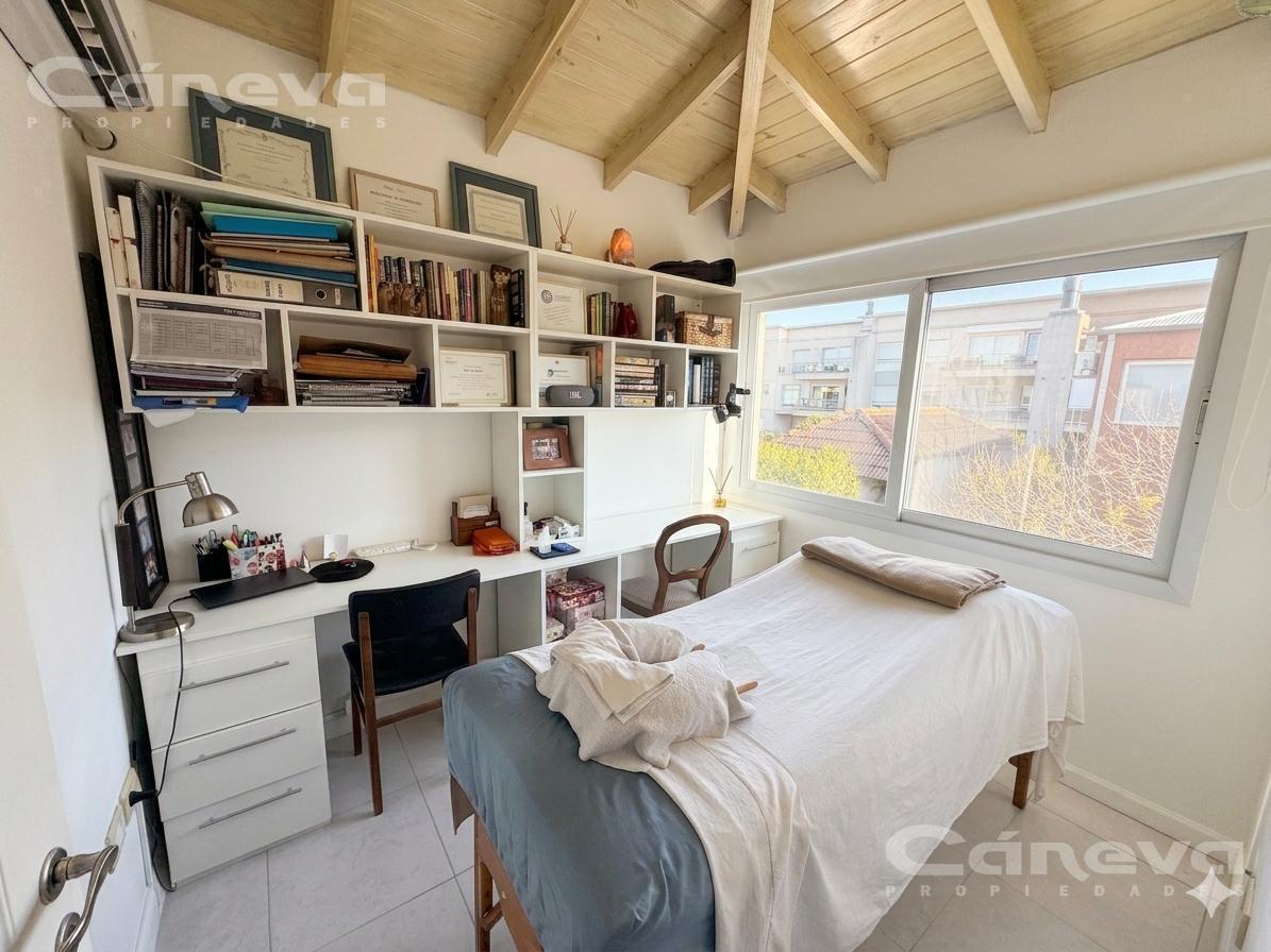 Foto de Barrio La Esquina, San Isidro, 3 dormitorios, jardín con galería y, imagen 3
