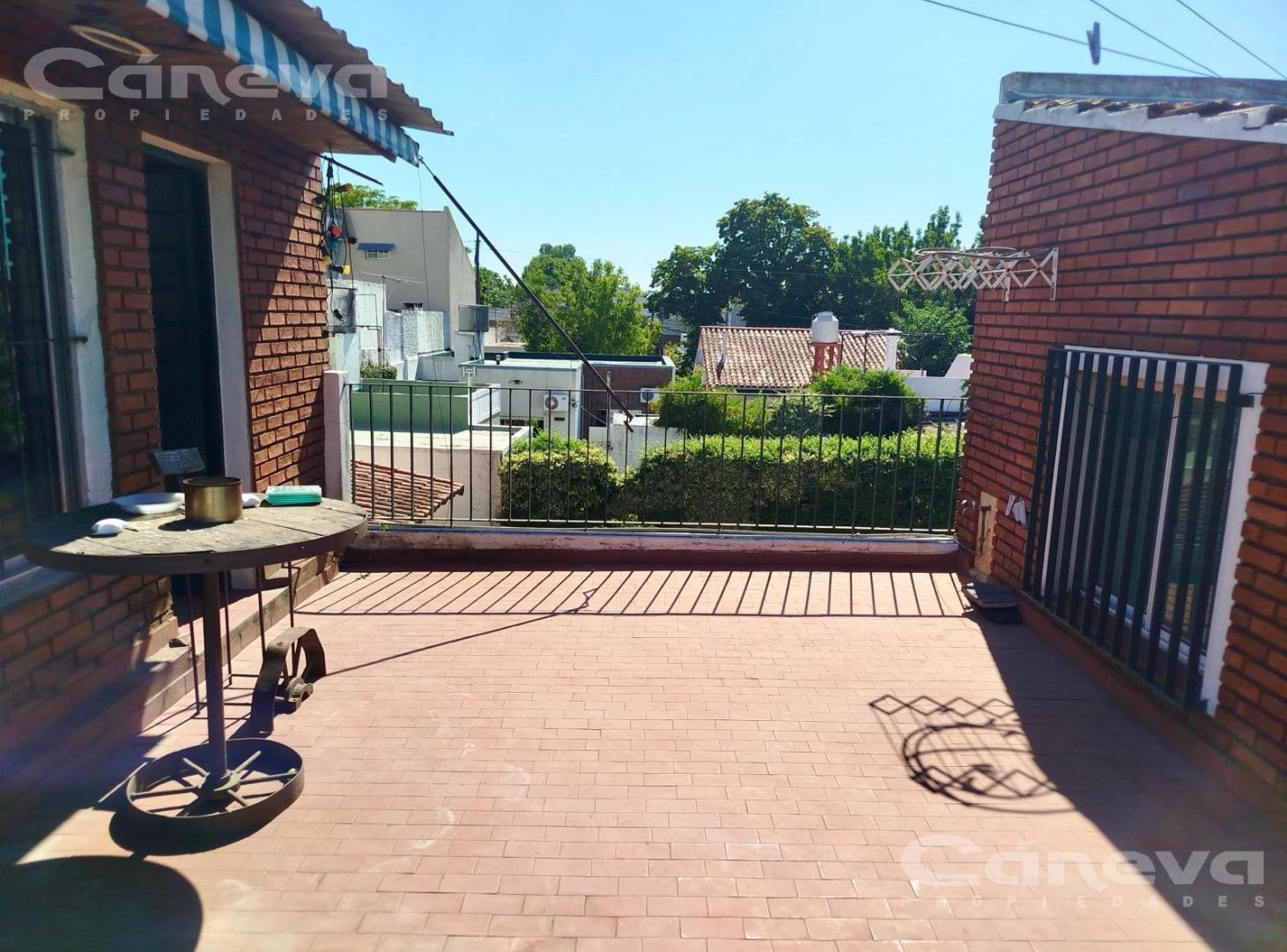 Foto de Ph en venta en Martínez, terraza con parrilla y jacuzzi, imagen 3