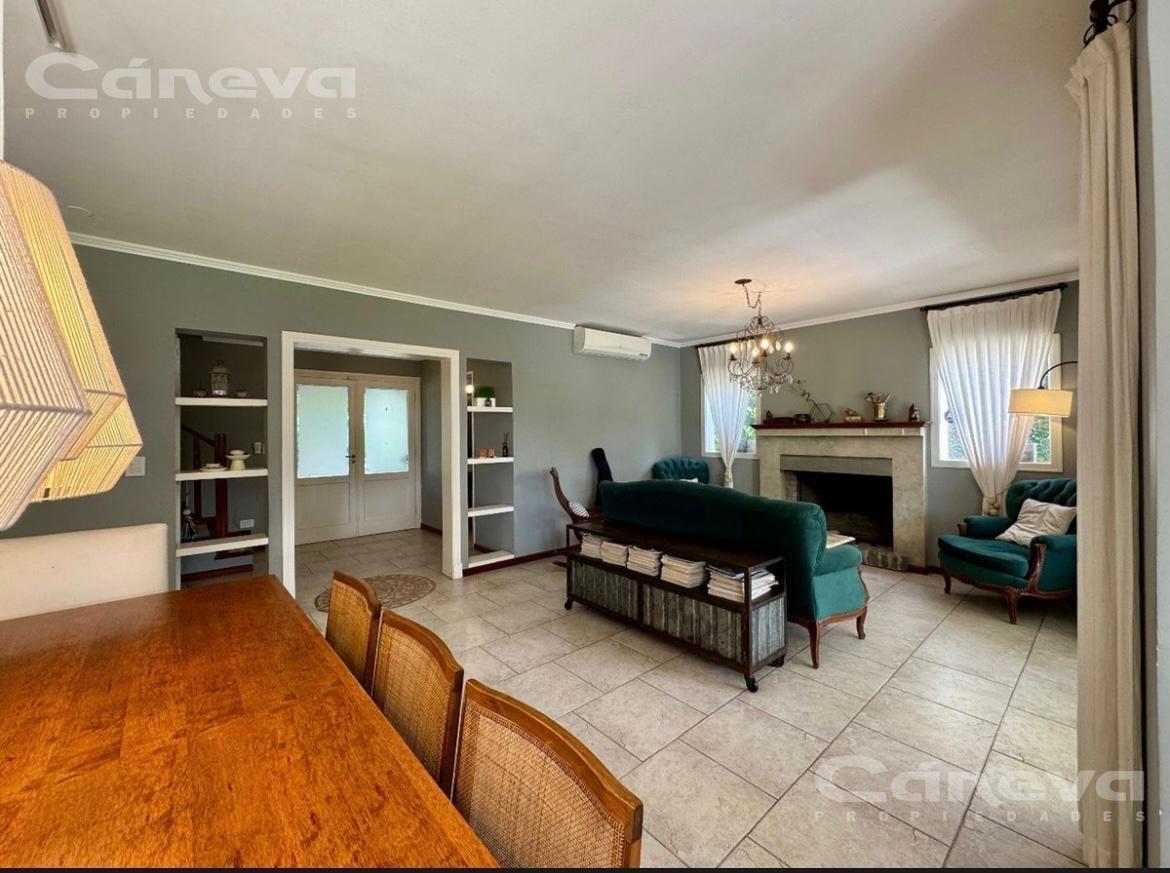 Foto de PILAR LA LEGUA EXCELENTE CASA DISEÑO TRADICIONAL VENTA U$D 355.000, imagen 5