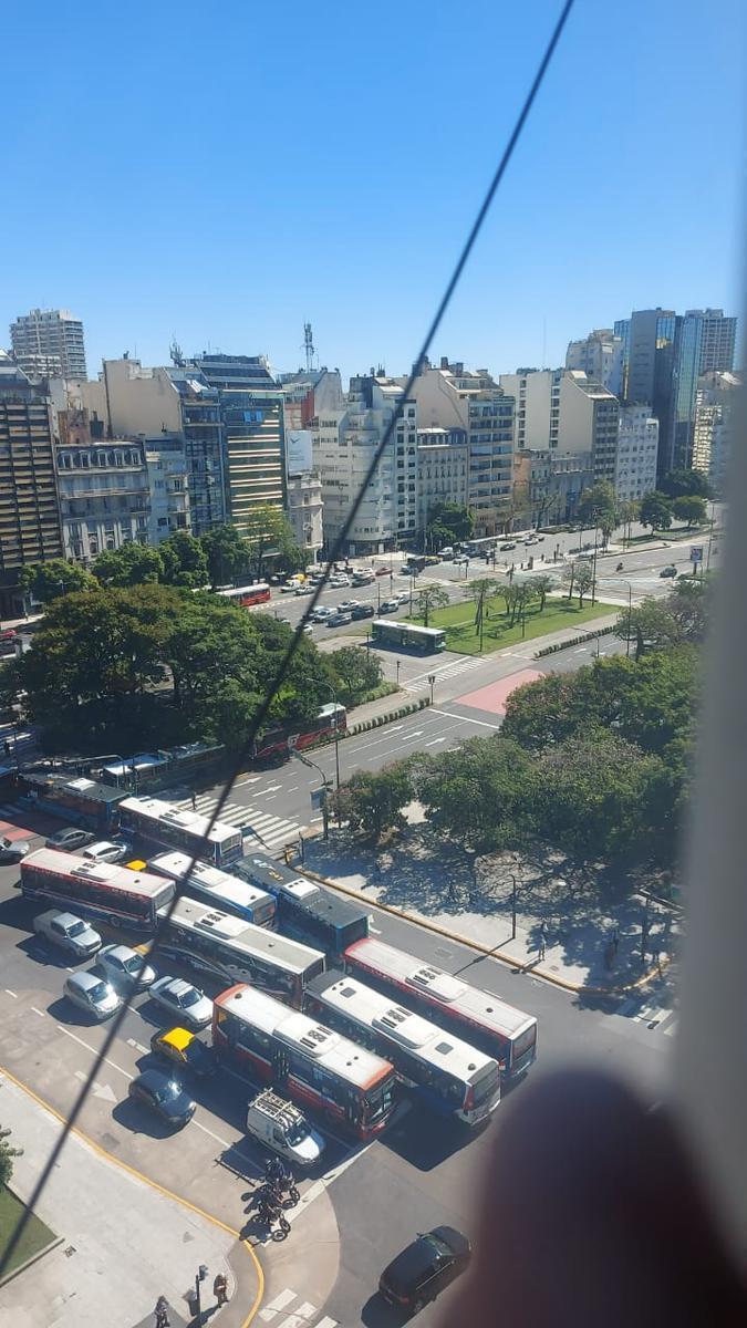Departamento C. Pellegrini y Santa Fe. Vista Panoramica. 4