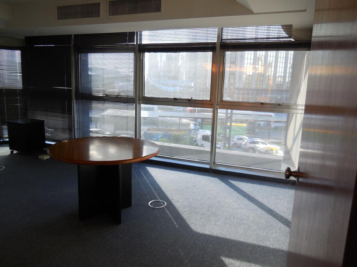 Oficina Alquiler/venta Plaza San Martin 1