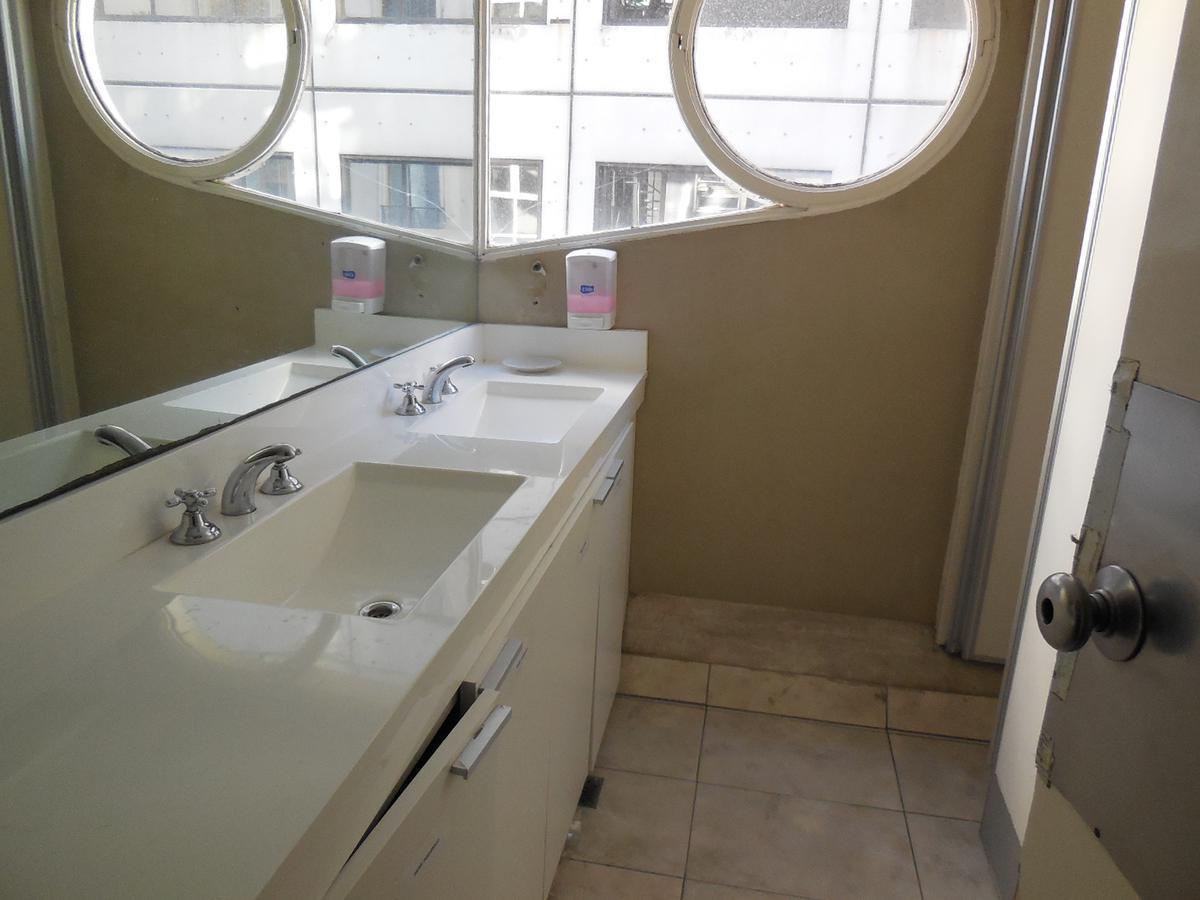 Foto de OFICINA ALQUILER/VENTA PLAZA SAN MARTIN, imagen 4