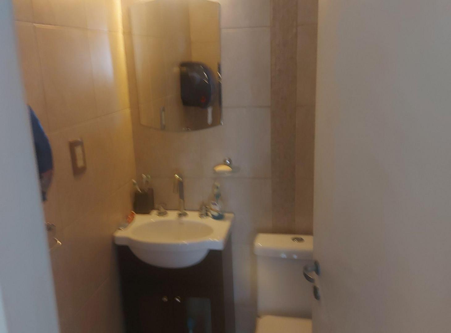 Foto de VENTA OFICINA COMERCIAL ALMAGRO, imagen 4