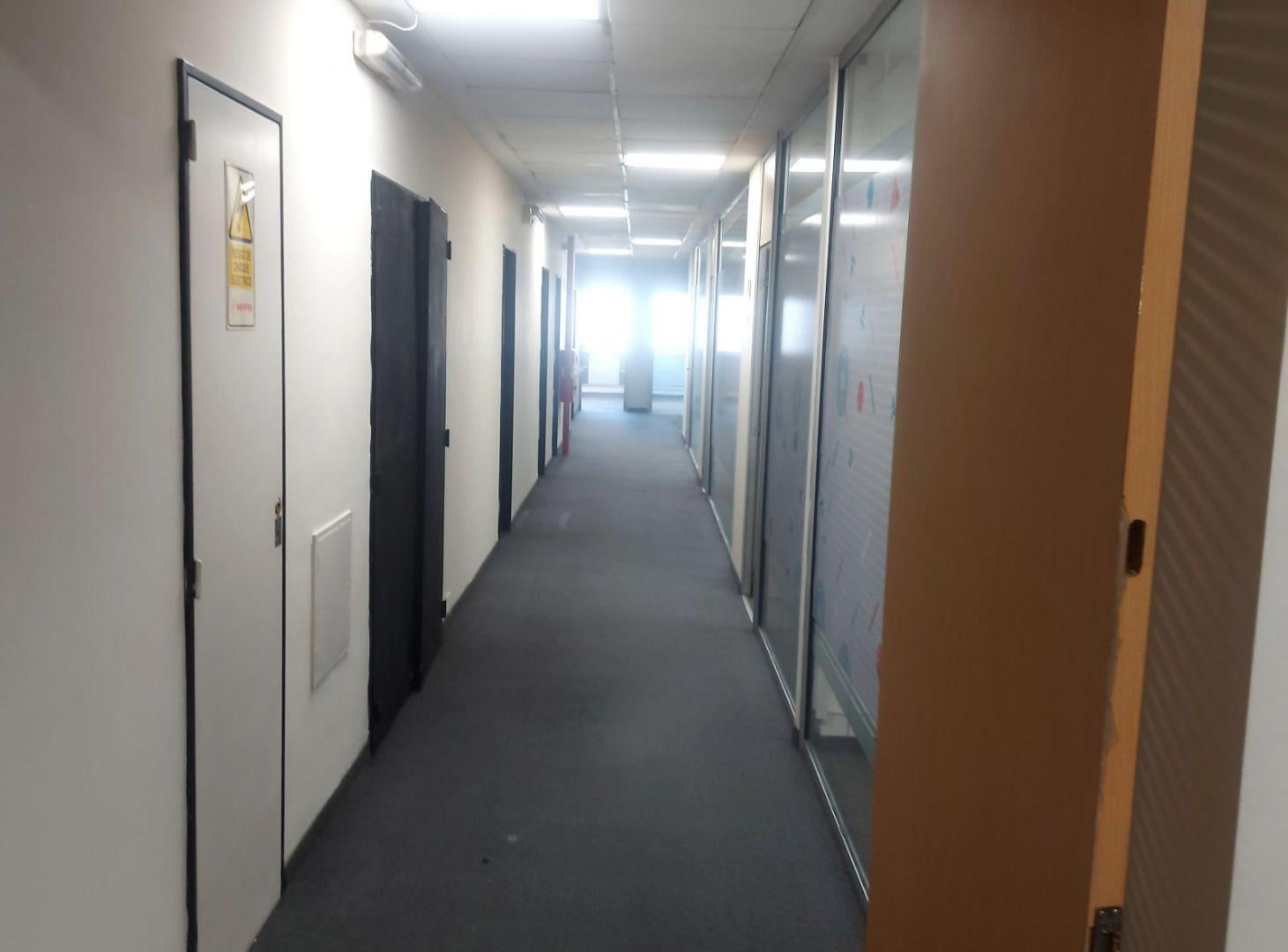 ALQUILER-VENTA OFICINA MICROCENTRO REBARATA