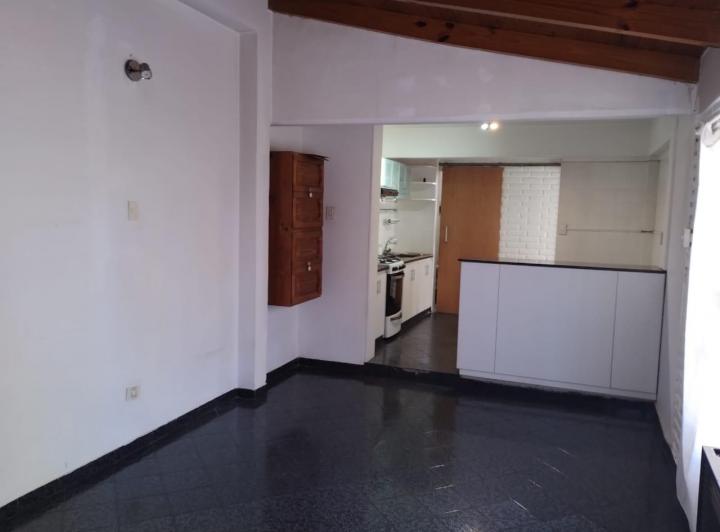 DUPLEX BARRIO GREGORIO ALVAREZ. Calle 20 3