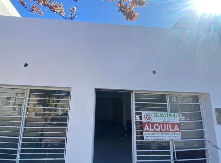 Local comercial en calle La Pampa 1