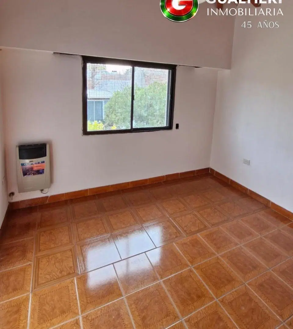 Casa comercial en alquiler 2