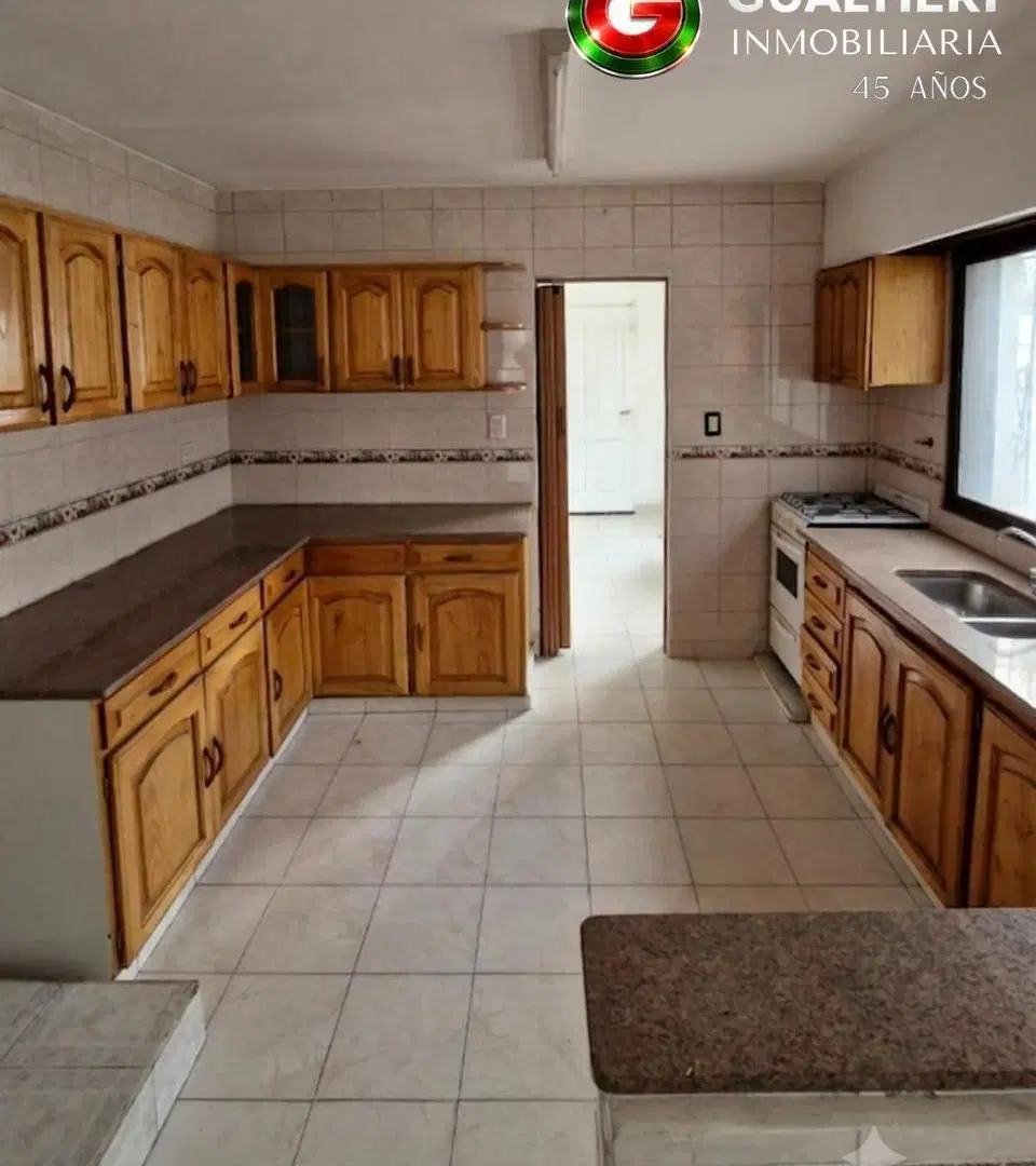 Casa comercial en alquiler 5