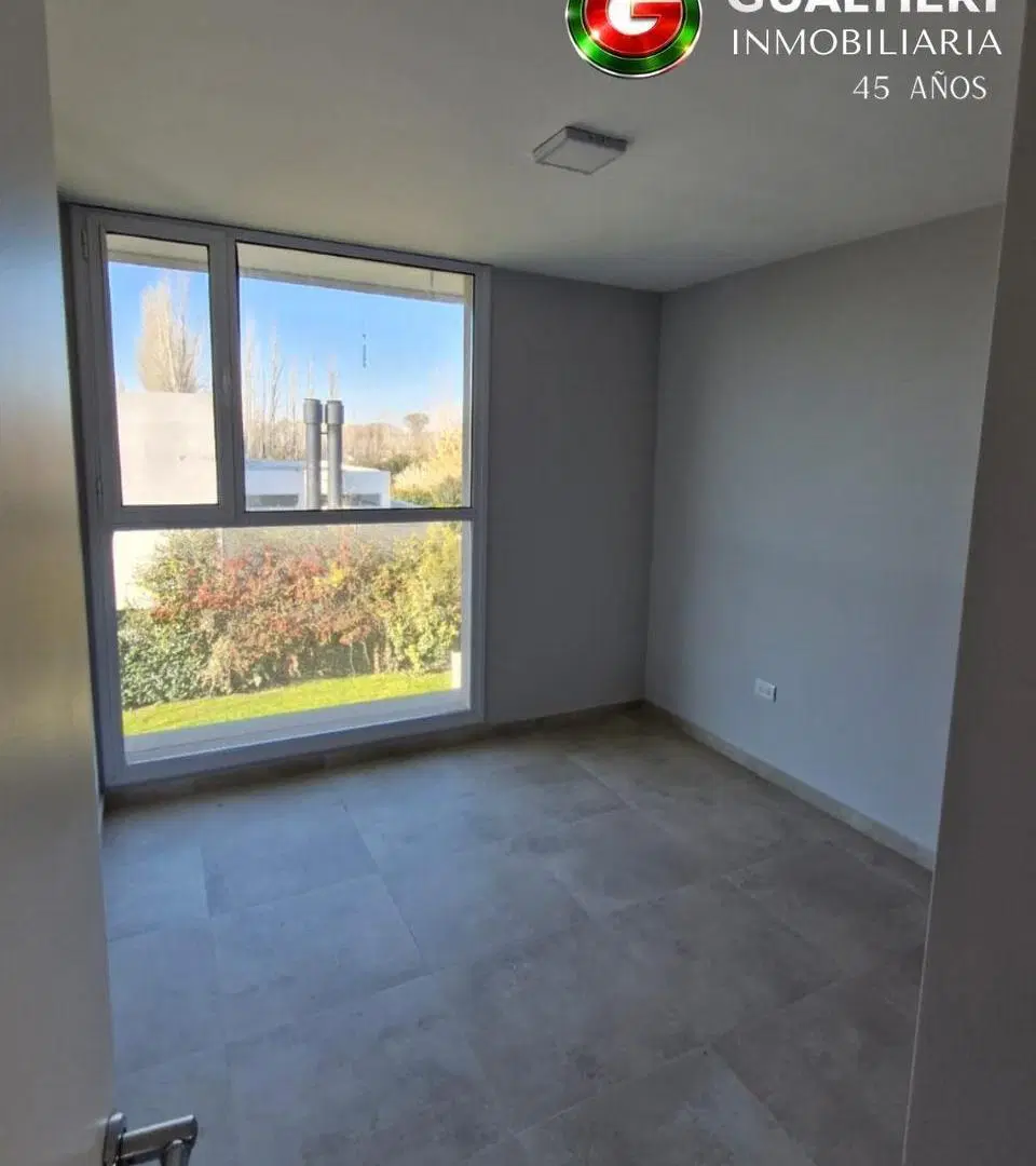 Casa en venta - Barrio Sauces del Limay 4