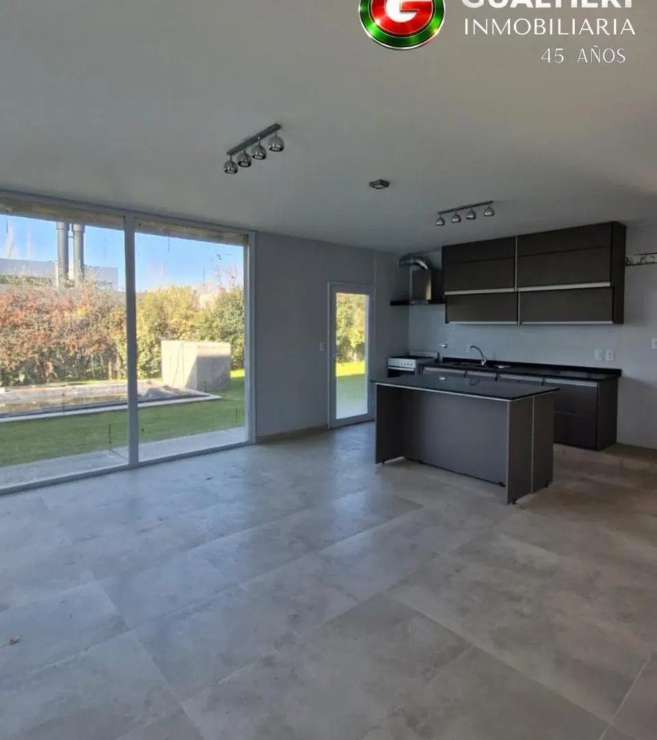 Casa en venta - Barrio Sauces del Limay 5