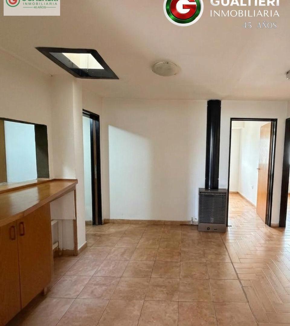 Foto de Casa de cuatro dormitorios en alquiler, imagen 2