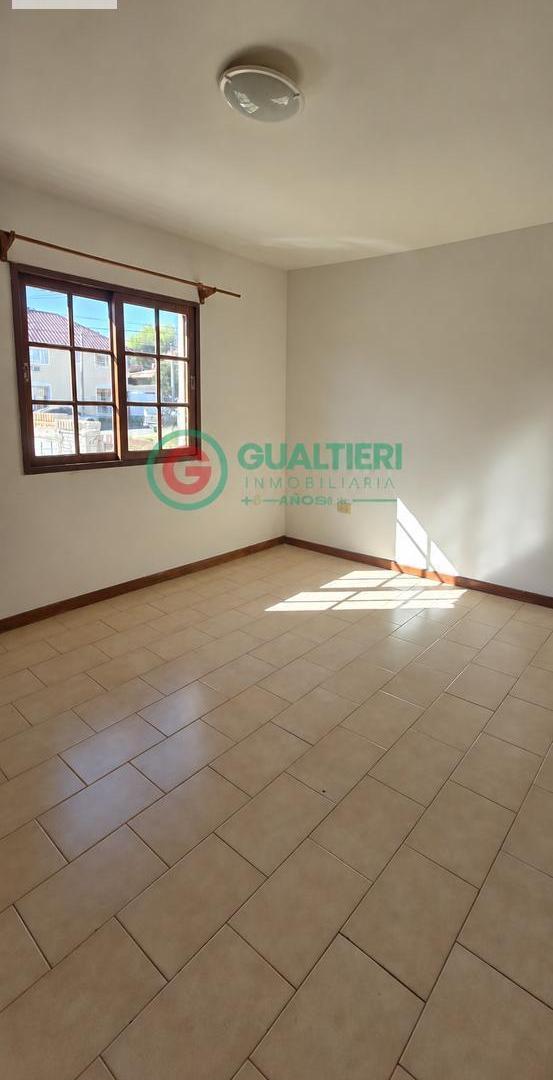 Foto de DUPLEX EN ALQUILER EN ISLAS MALVINAS AL 1300, imagen 3