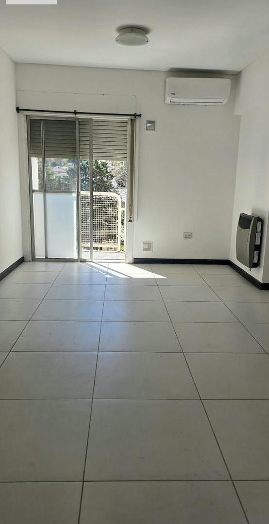 Foto de Departamento de dos dormitorios con cochera, imagen 1