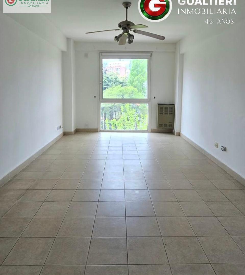 Foto de Departamento de un dormitorio con cochera en zona centro, imagen 5