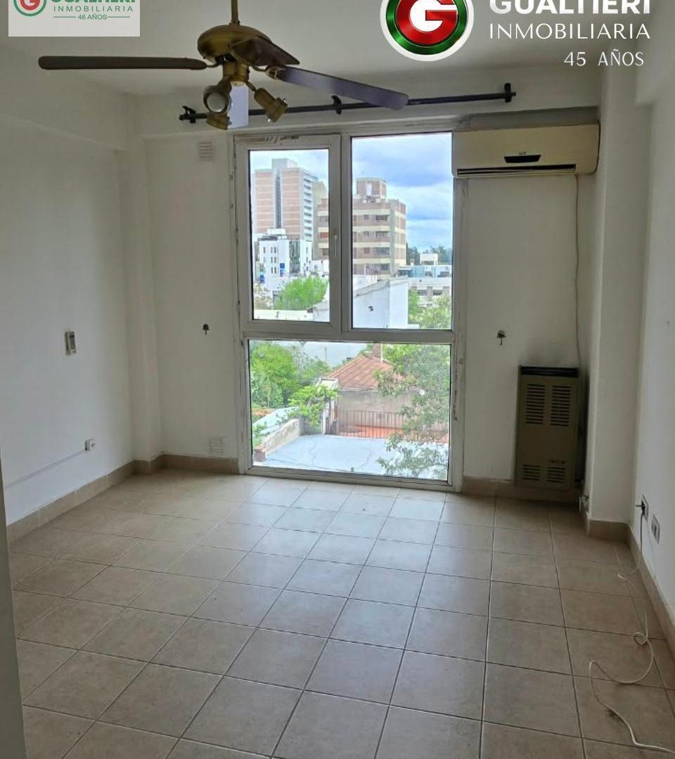 Foto de Departamento de un dormitorio con cochera en zona centro, imagen 4