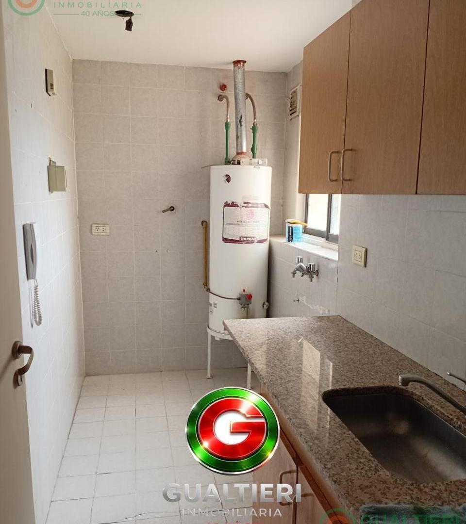 Foto de Departamento de tres dormitorios en alquiler, imagen 3