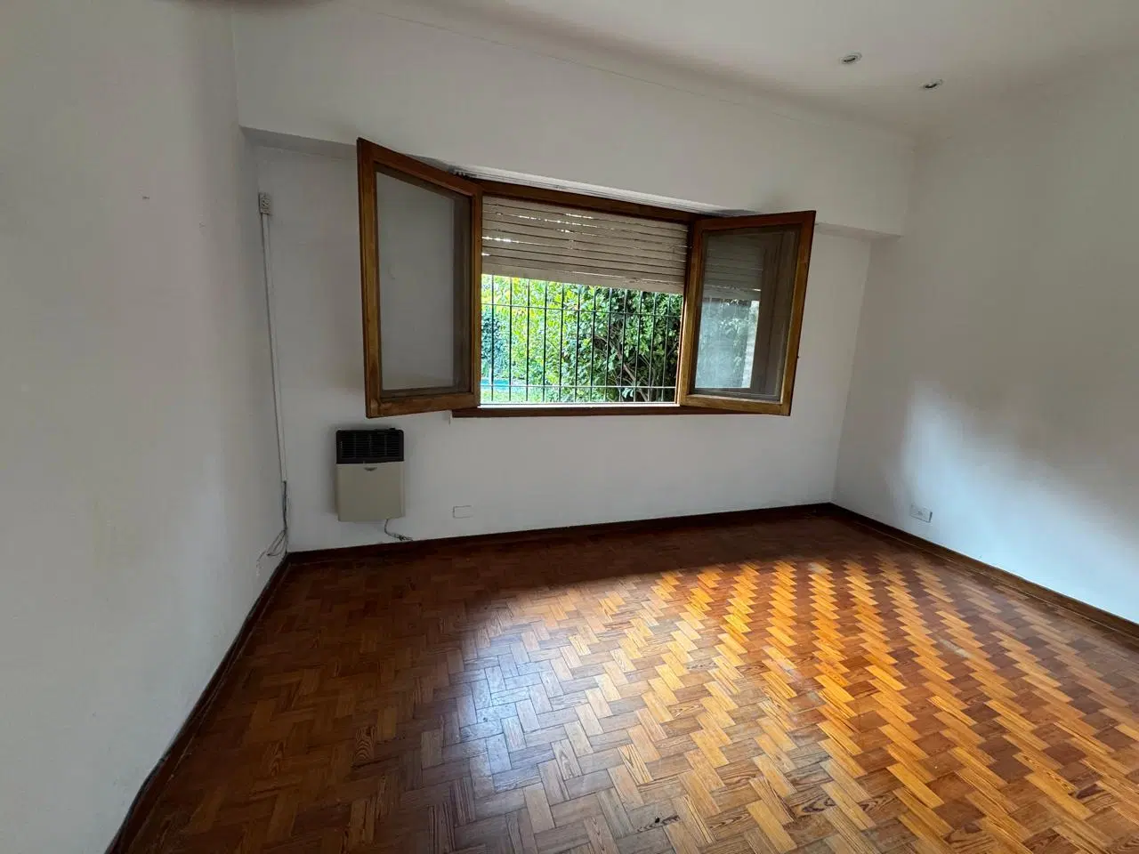 Casa en la Horqueta, 3 dormitorios , jardin pileta 2