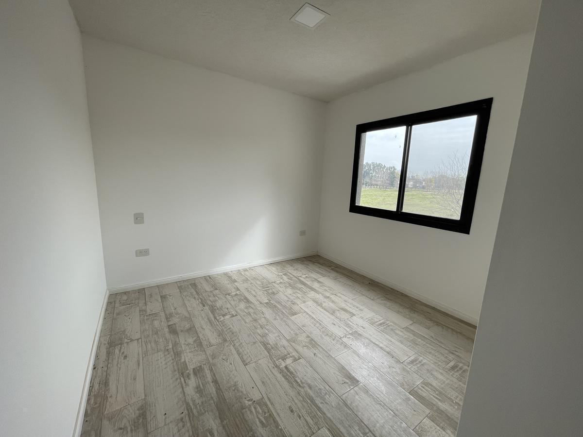 Foto de Excelente departamento de 3 ambientes en Cañada Village 2 dentro de La, imagen 5