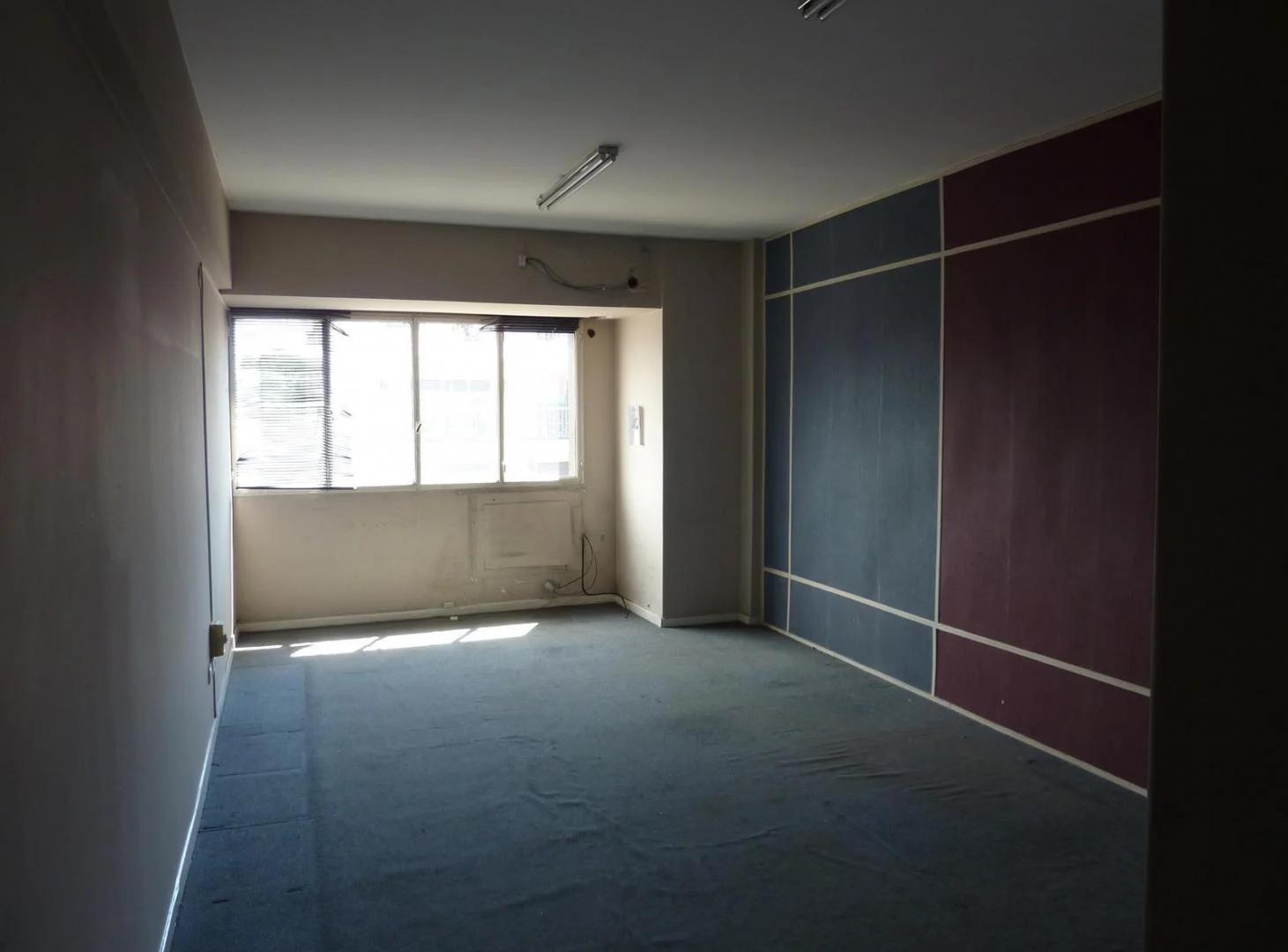Foto de Edificio Comercial en Avenida Hipólito Yrigoyen, imagen 3