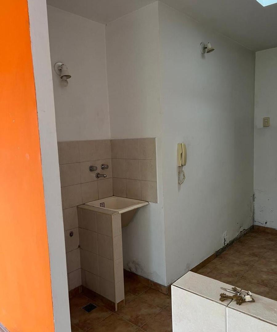 Foto de Departamento tipo casa 2 ambientes en Banfield Este, imagen 3