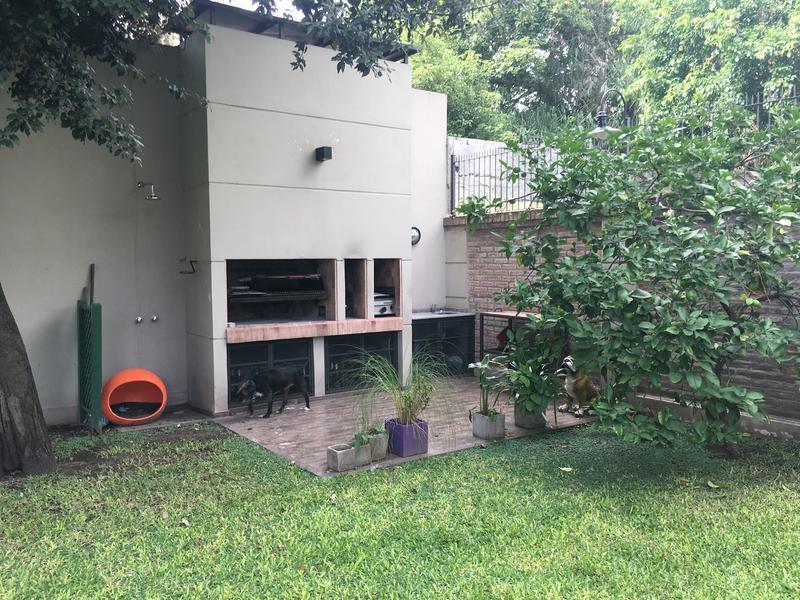 Casa - Banfield Oeste 5