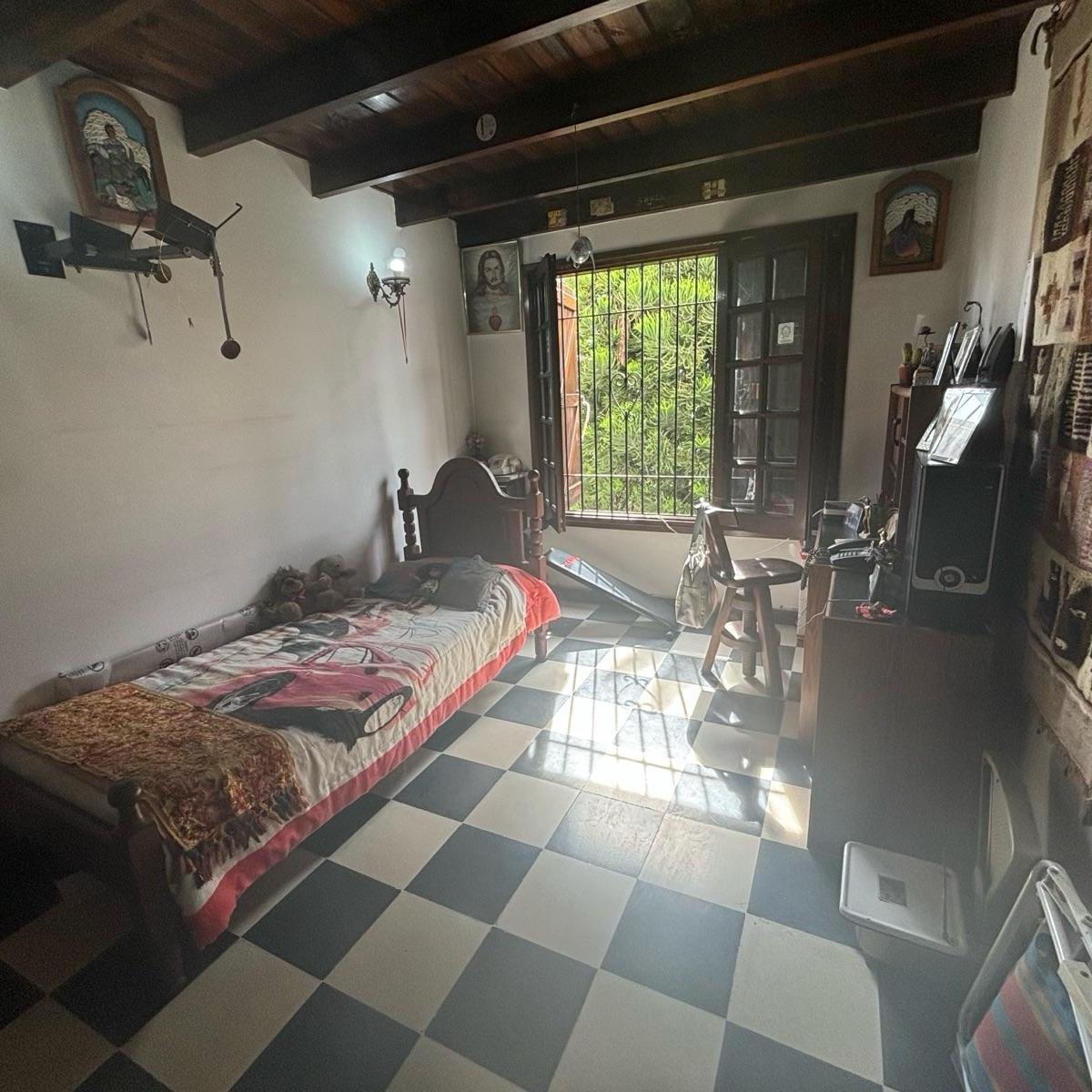 Casa de 4 Ambientes Mas Dependencias en Dos Plantas 2