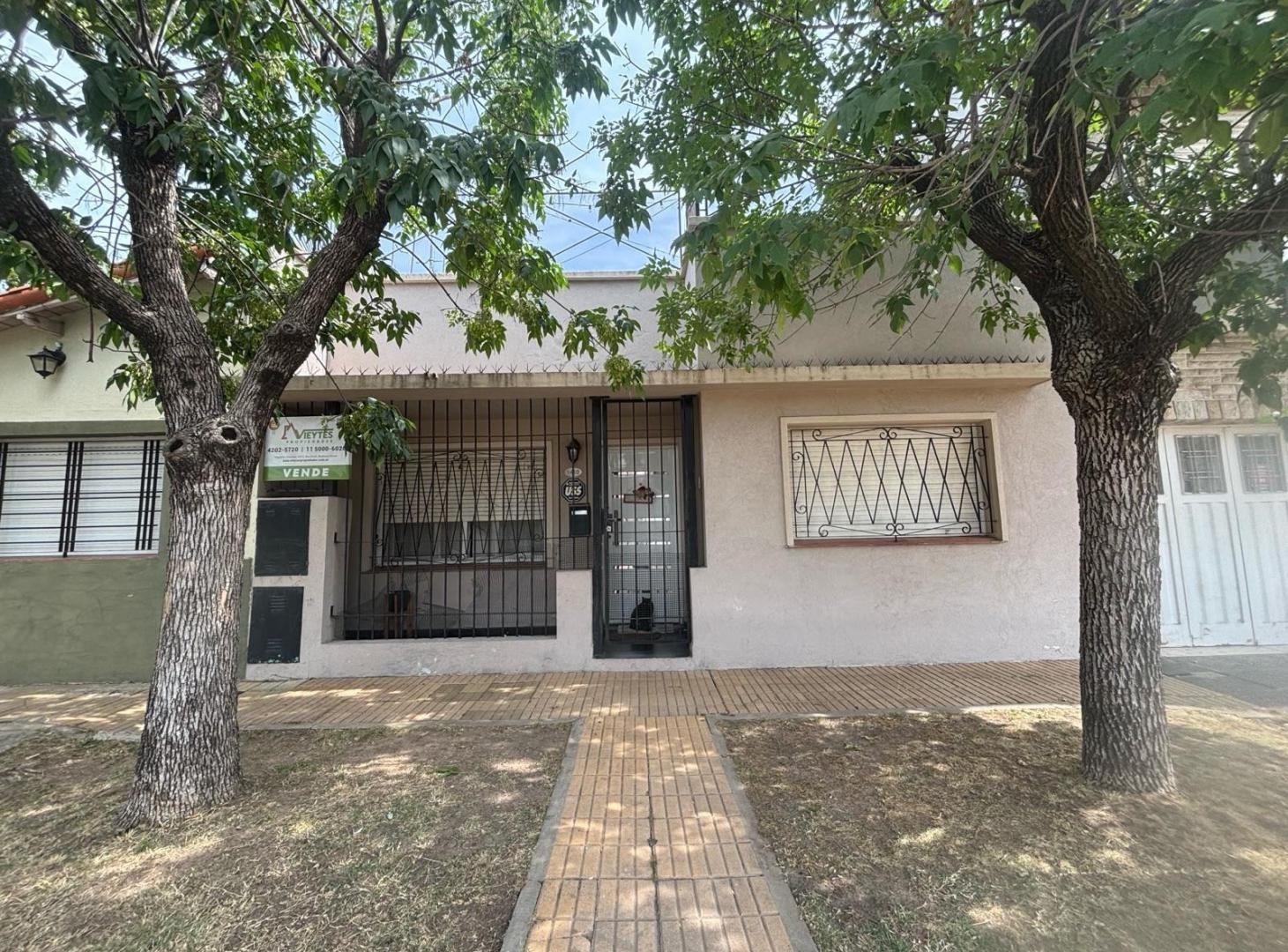CASA 4 DORMITORIOS EN PLANTA BAJA