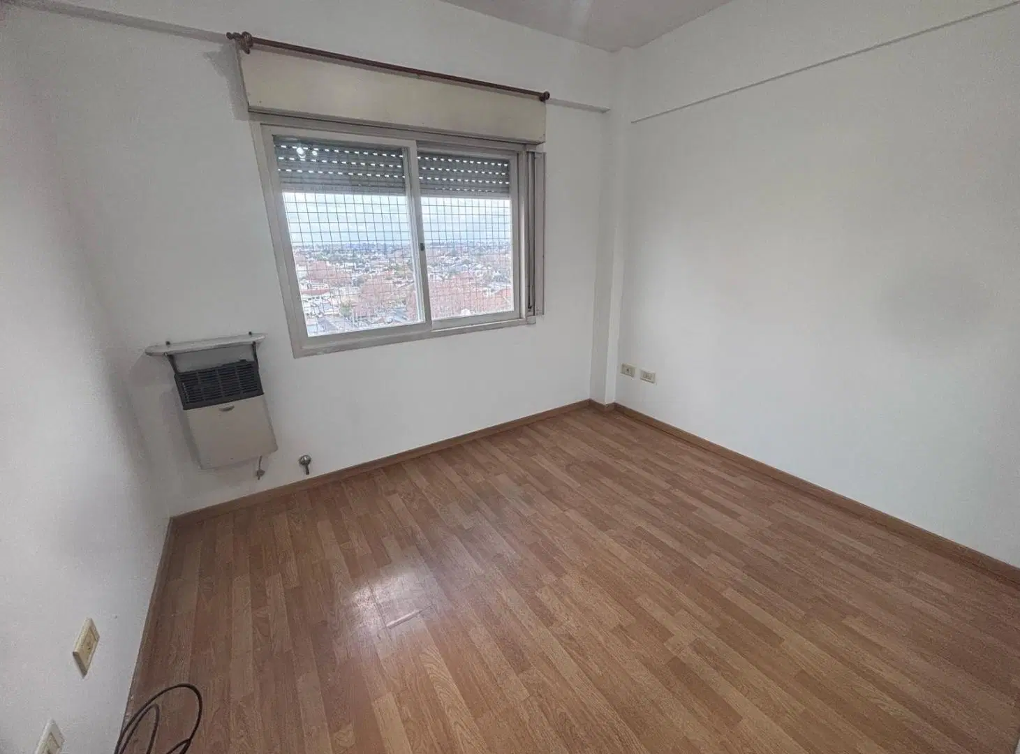 Departamento DOS AMBIENTES EN ALQUILER 4