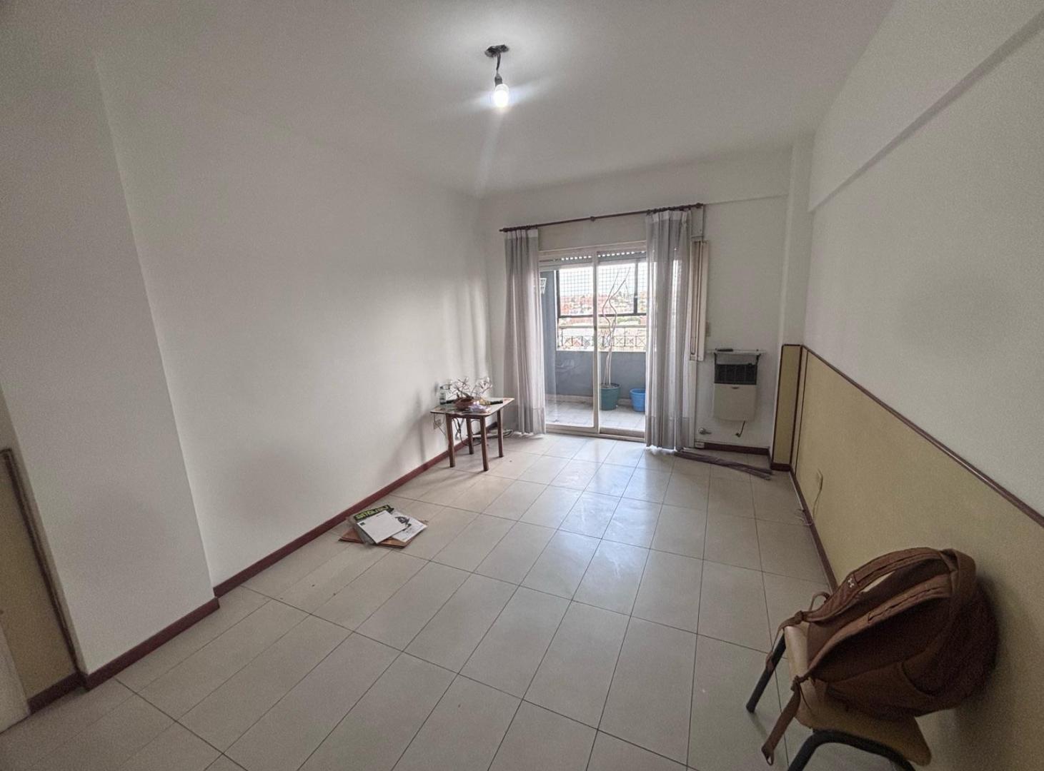 Foto de Departamento DOS AMBIENTES EN ALQUILER, imagen 2
