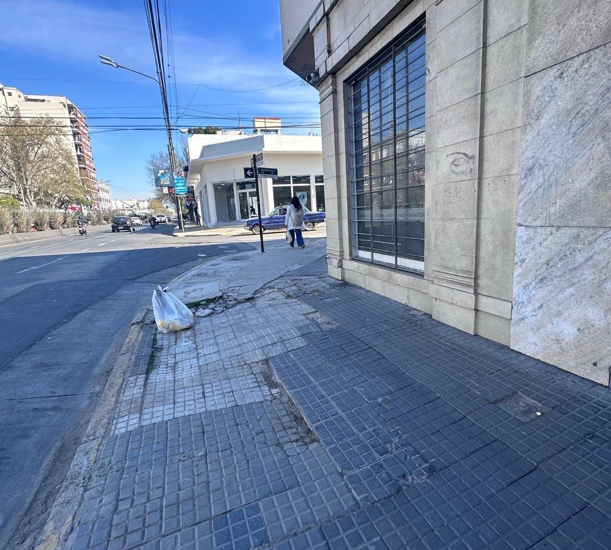 Foto de la propiedad en Avenida Hipolito Yrigoyen 7399, Banfield, Lomas de