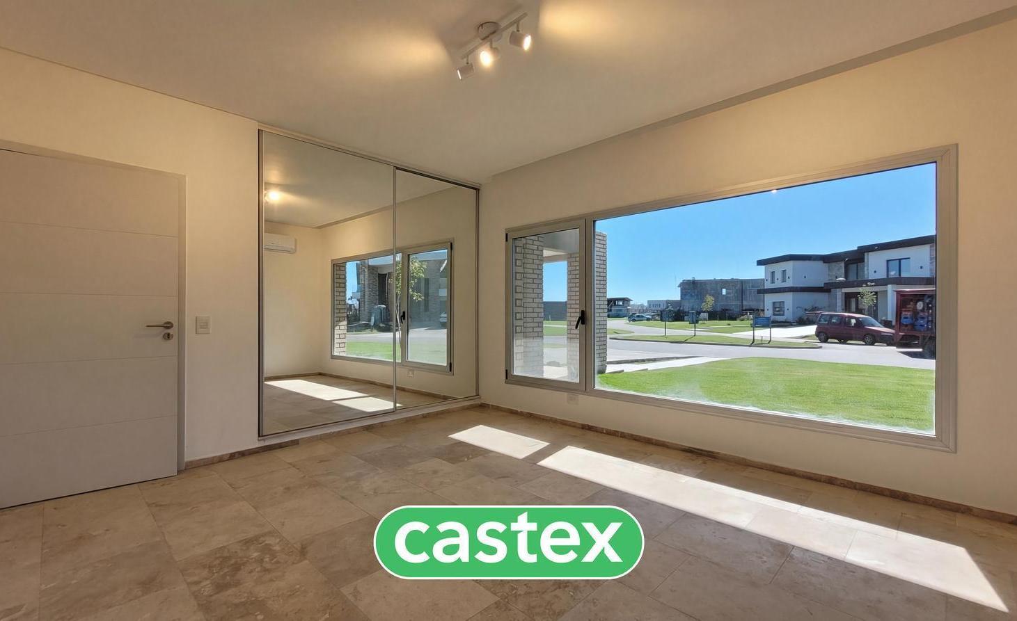 Casa en Venta en Terralagos