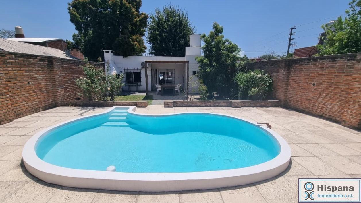 Casa en venta Apta crédito Bancario! en Manuel Alberti, calle Los Sauces, Pilar.