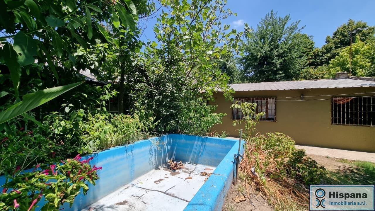 OPORTUNIDAD! Casa quinta en venta a una cuadra de la Ruta 26, Barrio Los Jazmines, Del Viso, Pilar.
