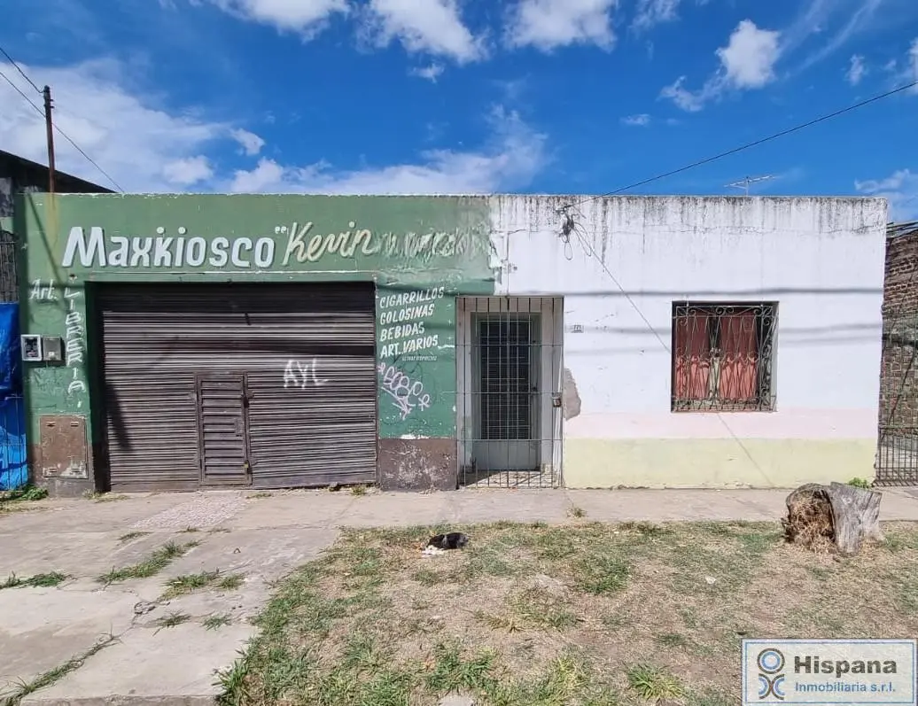 Casa y local en venta, sobre la calle Arteaga. En Manuel Alberti, Pilar. Ideal inversores!! 1