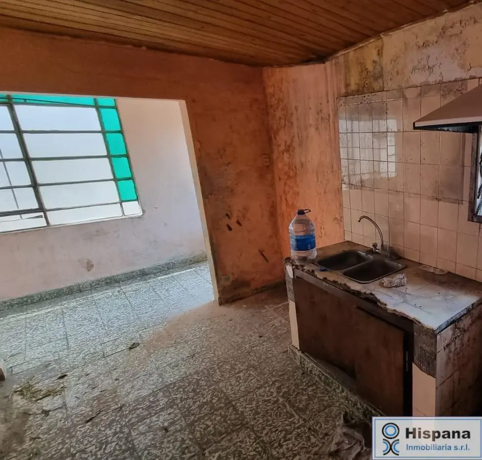 Casa y local en venta, sobre la calle Arteaga. En Manuel Alberti, Pilar. Ideal inversores!! 5