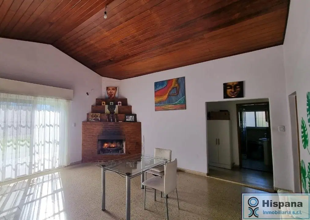 Preciosa casa en venta sobre la calle Cramer, Del Viso, Pilar! 3